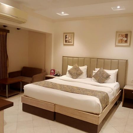 Meritas Crystal Resort Lonavla Exterior foto